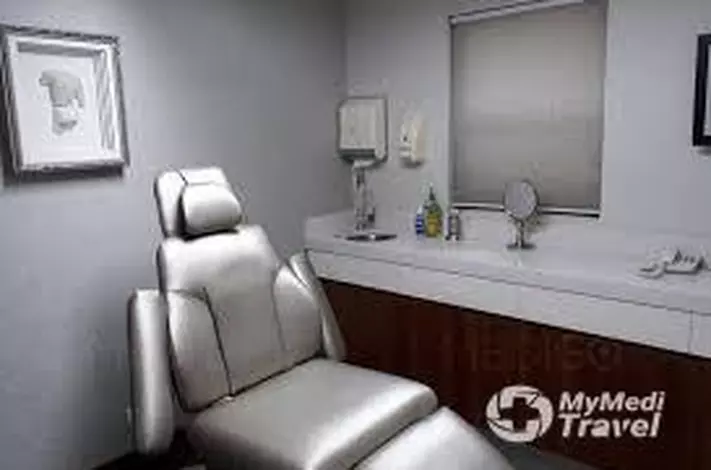 Dr. Alvar Garcia Plastic Surgery Monterrey — photo 5